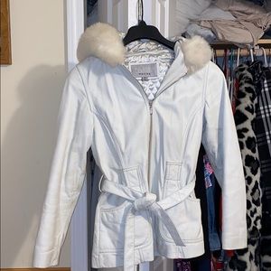 Wilson’s Leather Maxima white leather hood coat S